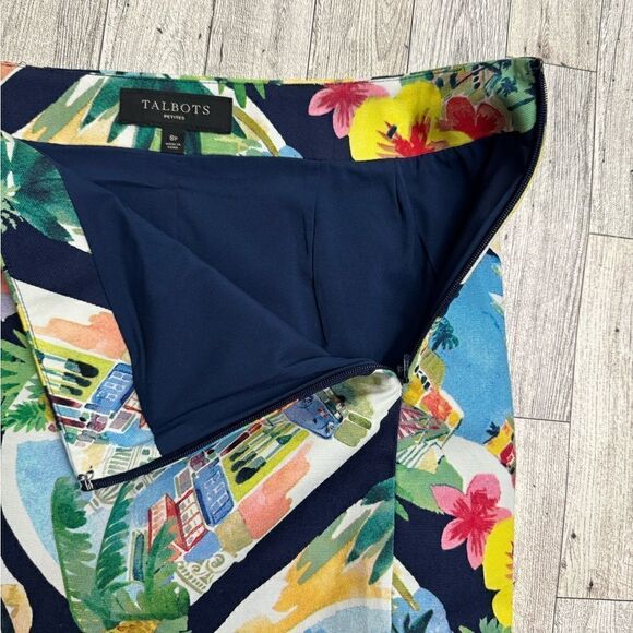 Talbot's Tropical Print Skirt Size 8 Petite - Picture 3 of 5